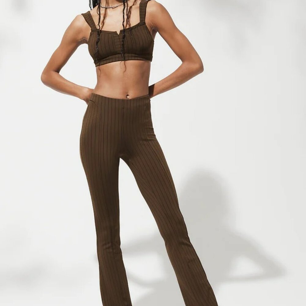 ALO High Waist Pinstripe Flair Pants & Jacquard Bra Set, Sz Small, Espresso NWT
